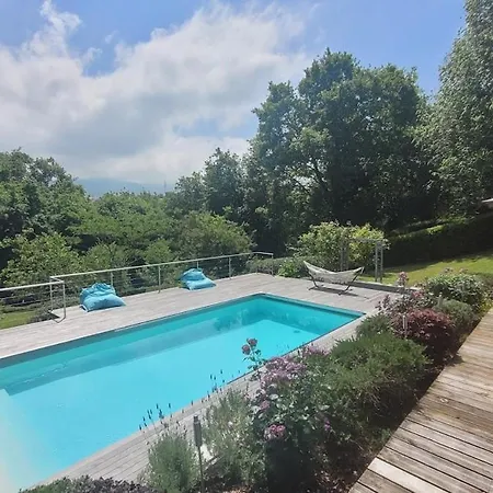 Luxury Contemporary With Mountain Views Pool Cinema Hot Tub
