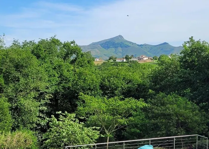 Luxury Contemporary With Mountain Views Pool Cinema Hot Tub Urrugne