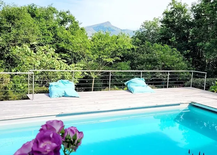 Luxury Contemporary With Mountain Views Pool Cinema Hot Tub Villa *